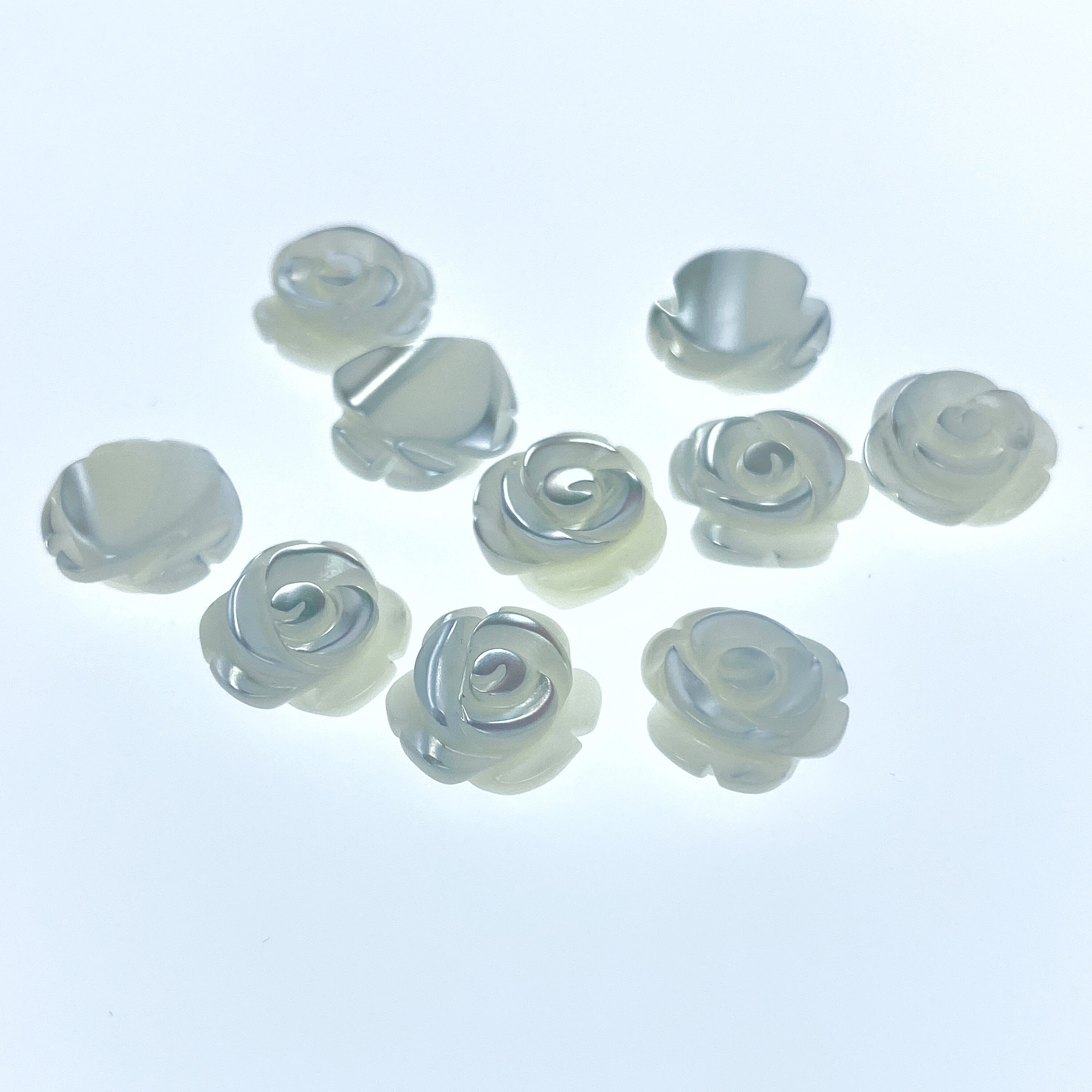 10pc Rose Flower Beads White Mother Of Pearl 10mm Hand Carved WM-0013