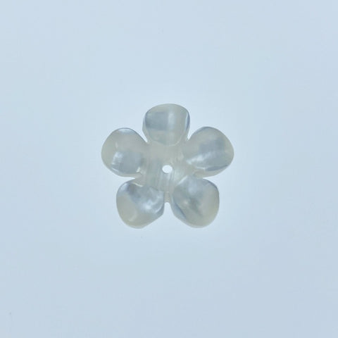 Flower Beads White Mother Of Pearl Charms 14mm Hand Carved WM-0191