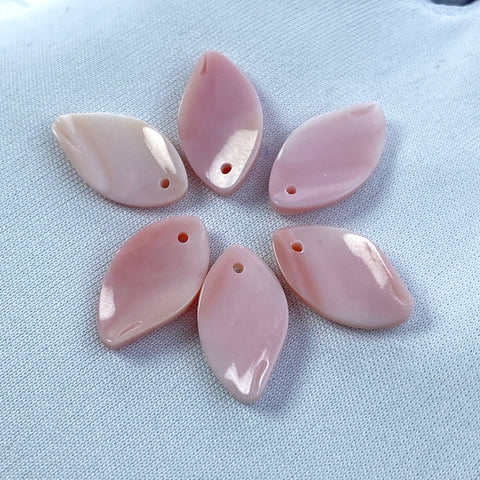 6pc 9mm x 15mm Hand Carved Queen Conch Shell Flower Petal Charms Pendants PM-0005