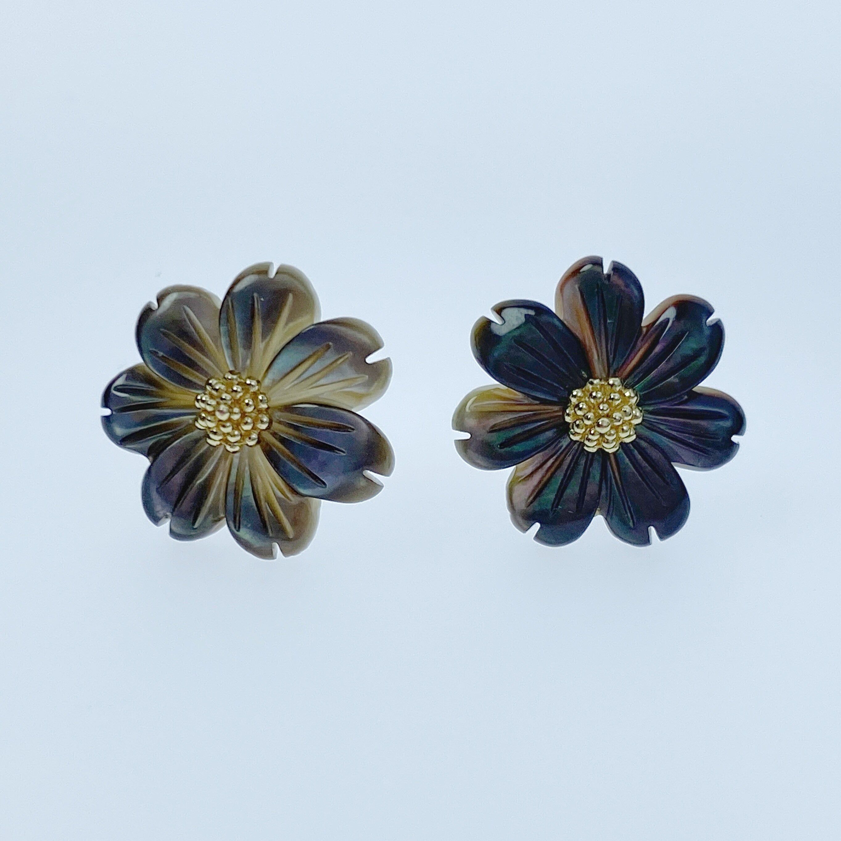 10pc Black Daisy Flower Mother Of Pearl Beads Charms Pendants For Jewelry Earrings Making DIY Natural Organic Flor Hand Carved 15mm BM-0022