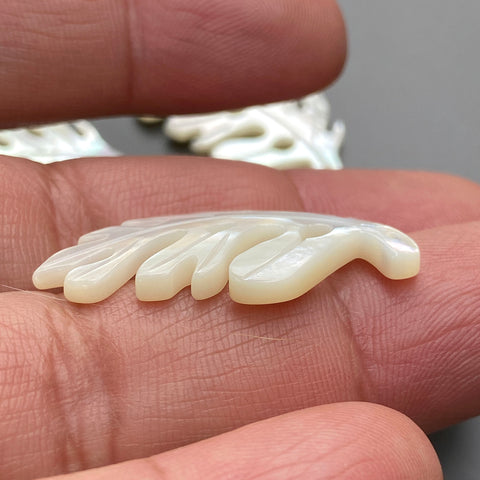 2pc White Mother of Pearl Monstera Leaf 33mm Pendants For Earrings DIY Jewelry Making Tropical Minimalistic Design Hawaiian Leaf WM-0139