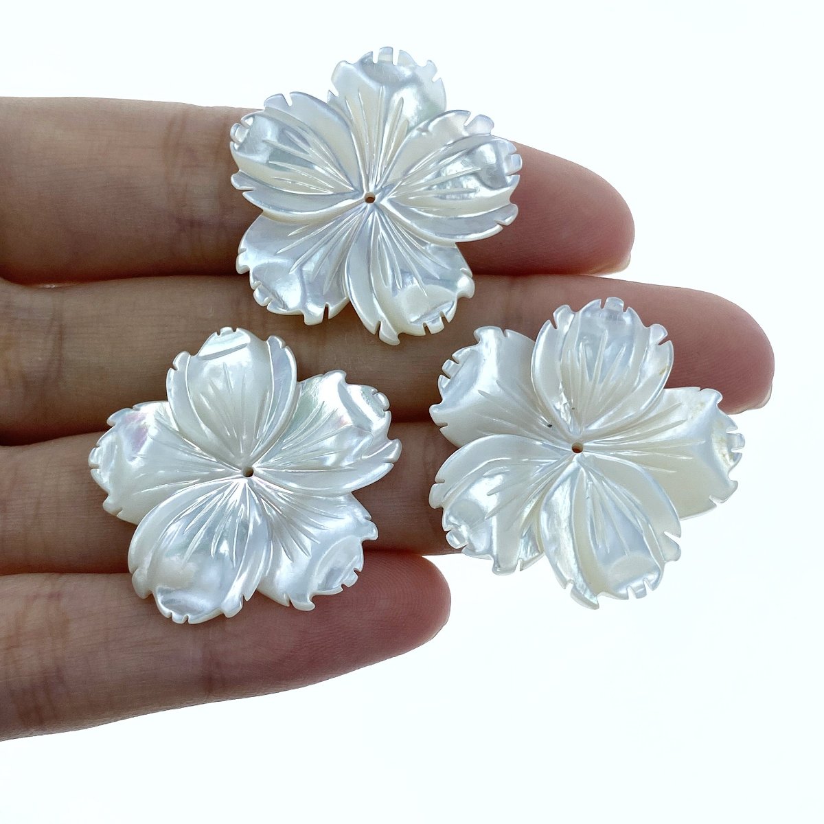 4pc 28mm Hand Carved White Mother of Pearl 5-petal Flower Beads WM-0222