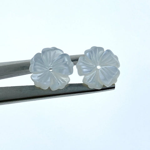 Bauhinia Flower Beads White Mother Of Pearl 12mm Hand Carved WM-0207