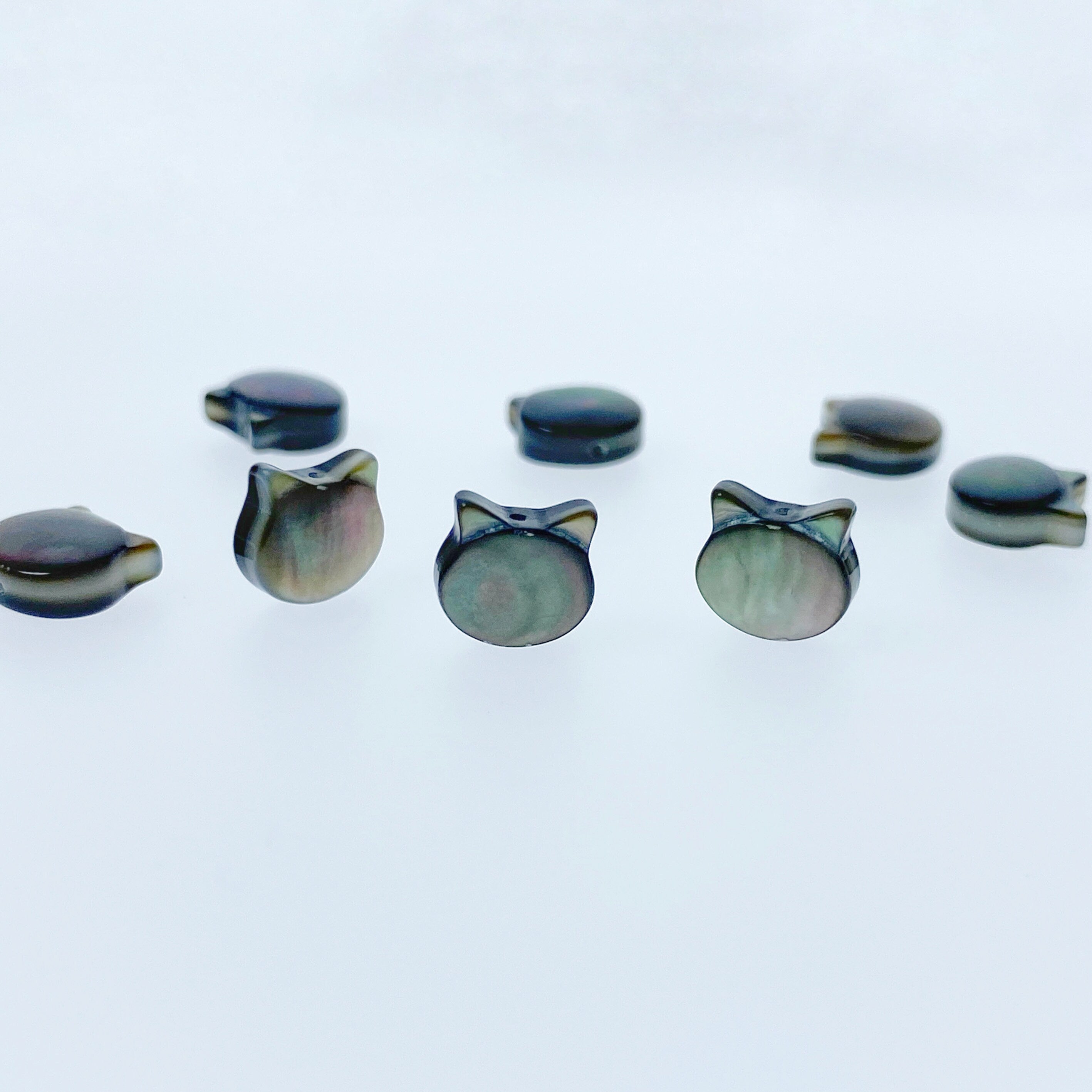 10pc Cat Head Beads Black Mother Of Pearl 8mm Hand Carved BM-0066