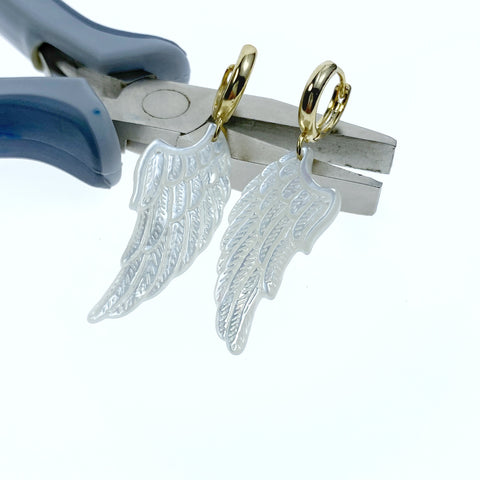 1pair 15mm x 34mm Hand Carved White Mother of Pearl Angel Wing Connectors Pendants WM-0124