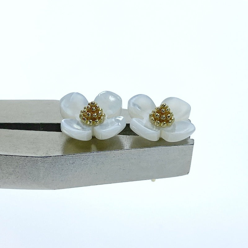 10pc White Flower Beads Hand Carved Mother Of Pearl 10mm Floral DIY Bridal Jewelry WM-0200