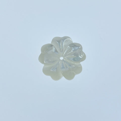 10pc Flower Beads White Mother Of Pearl 15mm Hand Carved WM-0132