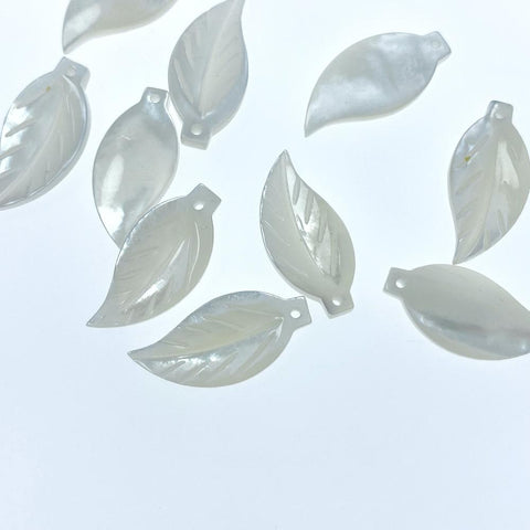 9mm x 20mm White Mother of Pearl Hand Carved Leaf Pendants WM-0163