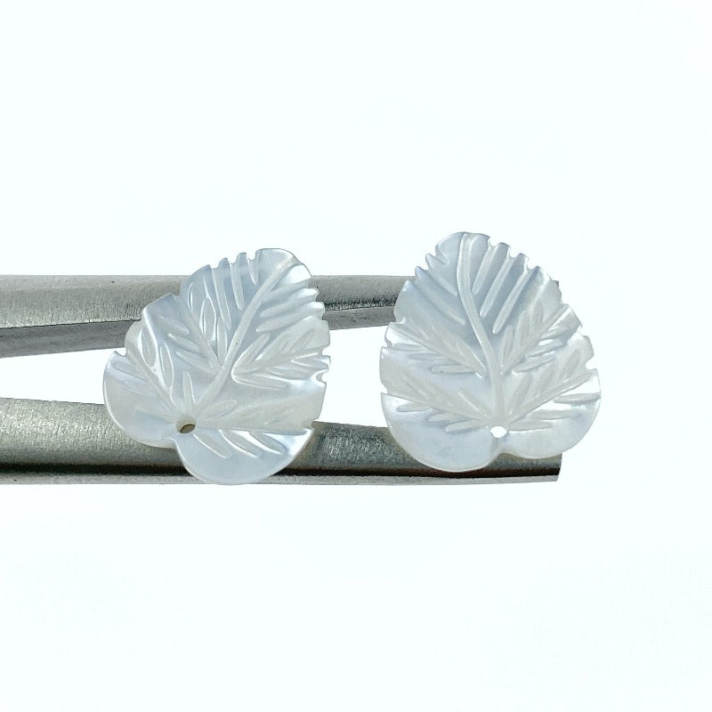 Carved Leaf Beads White Mother Of 14mm Charms WM-0125