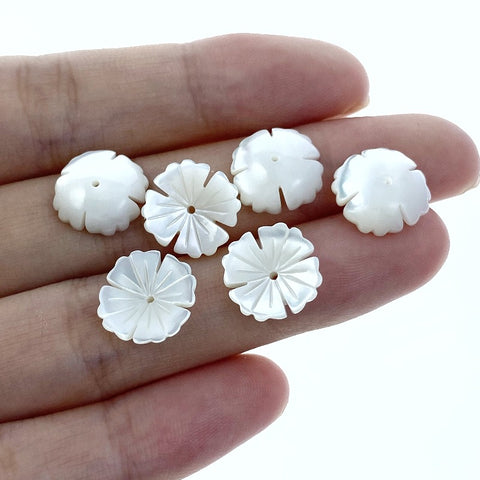 10pc Tropical Flower Beads White Mother Of Pearl 12mm Hand Carved WM-0024