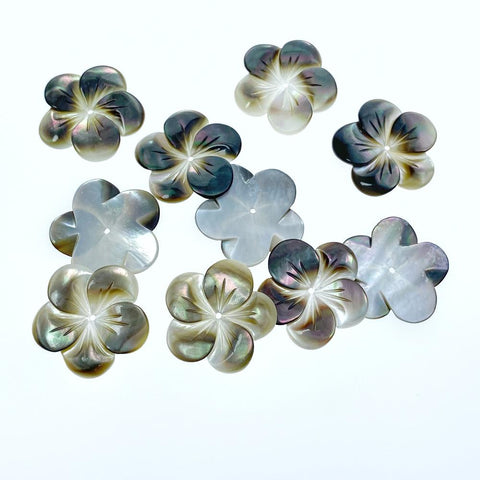 6pc 20mm Hand Carved Black Mother of Pearl 5-petal Flower Beads BM-0041