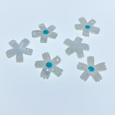 Buy Flower Beads White Mother Of Pearl 15mm Hand Carved WM-0187