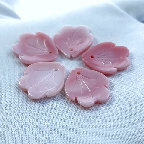 4pc Pink Flower Petal Queen Conch Shell Beads Charms Pendants 16mm For DIY Jewelry Earring Making Hand Carved Hawaii Minimalist PM-0004