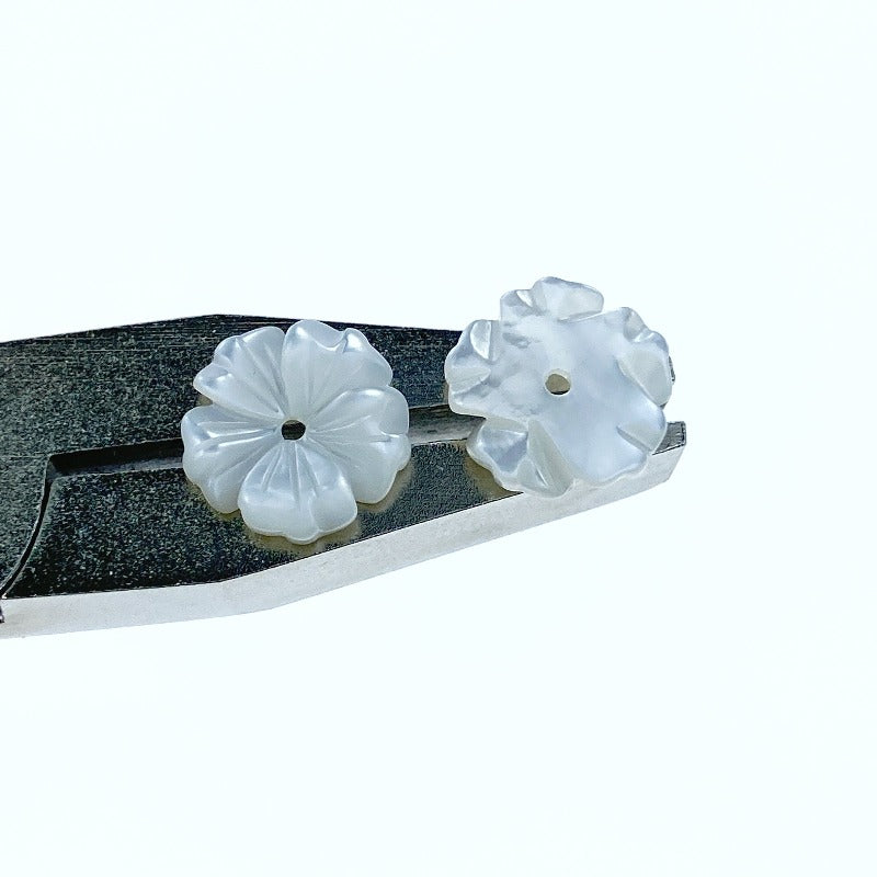 Buy Bauhinia Hawaiian Flower Beads White Mother Of Pearl 10mm Hand Carved WM-0087