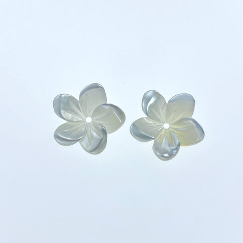 10pc Tropical 5 Petal Flower White Mother of Pearl Beads 10mm Hawaiian Minimalist Design For Earrings Jewelry Making WM-0034