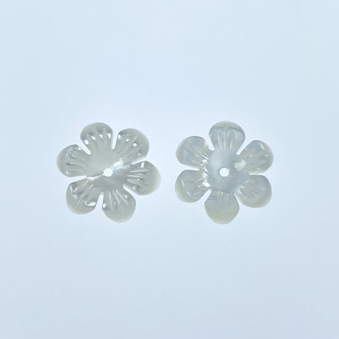 10pc Mother Of Pearl Flower Beads Charm Pendant White 12mm Hand Carved Petal Tropical Hawaii Minimalist Design DIY Jewelry Earrings WM-0009