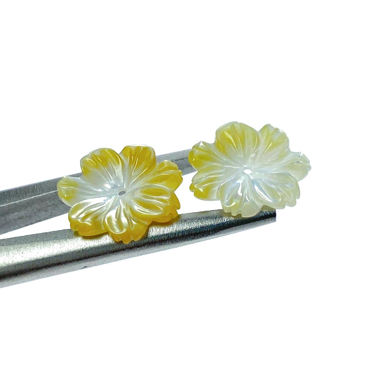 10pc Flower Beads Yellow Mother Of Pearl 15mm Hand Carved YM-0011